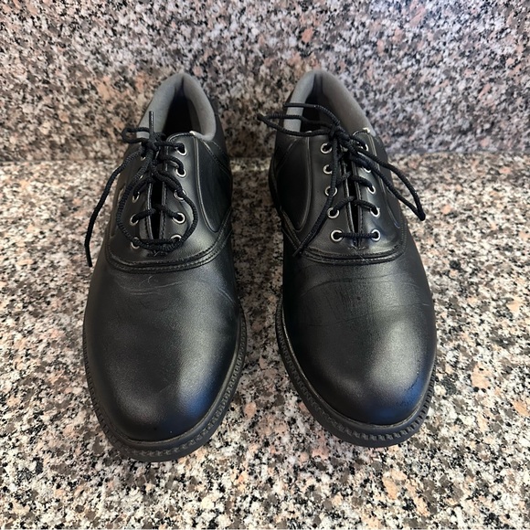 FootJoy Originals Golf Shoes #45331 - size 10.5 men’s - Picture 2 of 10